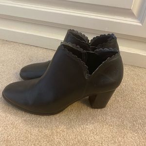 Jack Rogers ankle booties
